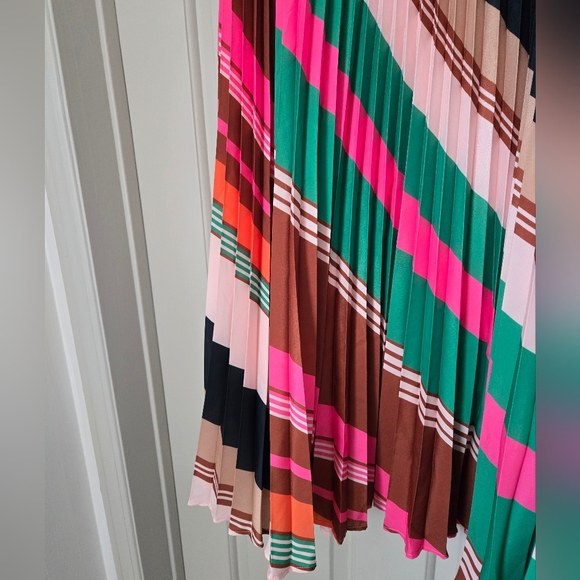 Anthropologie Maeve Isobel silky pleated maxi skirt size 8 - Picture 6 of 13